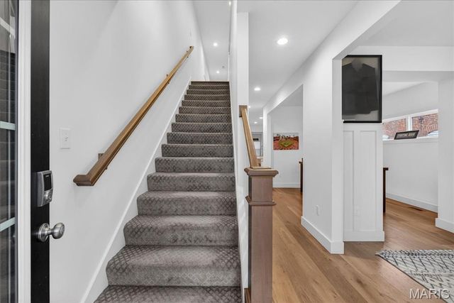 2721 January Avenue, St Louis, MO 63139