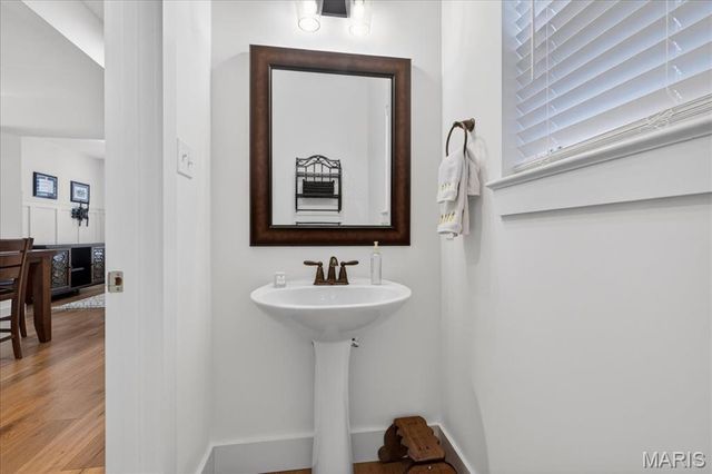 2721 January Avenue, St Louis, MO 63139