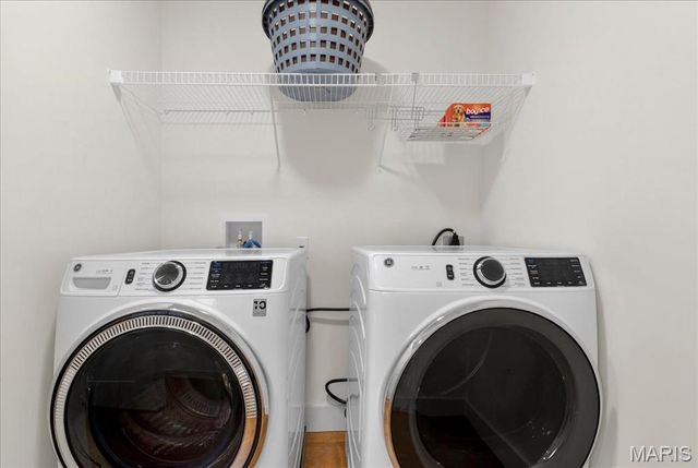 2721 January Avenue, St Louis, MO 63139