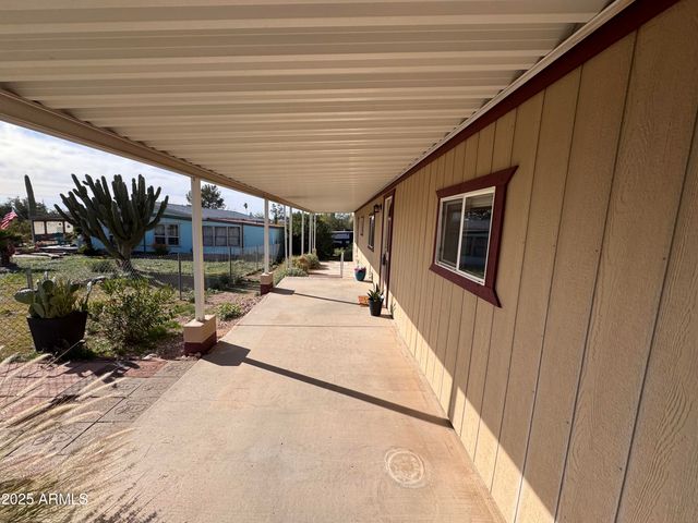 174 N HILTON Road, Apache Junction, AZ 85119