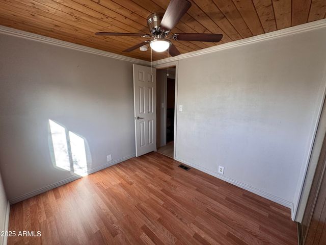 174 N HILTON Road, Apache Junction, AZ 85119