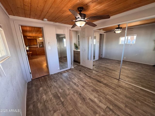 174 N HILTON Road, Apache Junction, AZ 85119