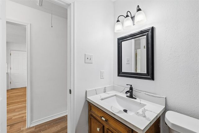 11715 Alamo Drive, La Porte, TX 77571