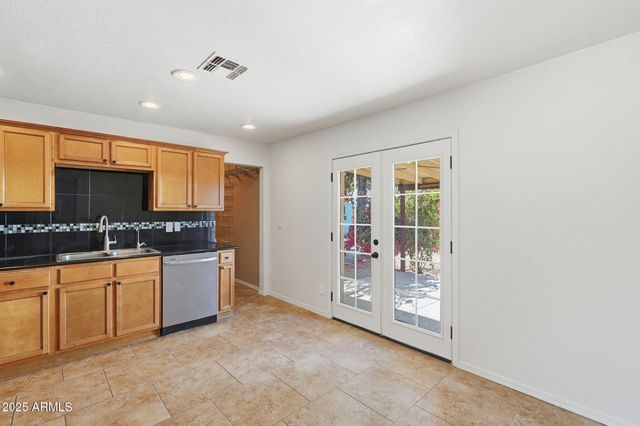 11401 E VINE Avenue, Mesa, AZ 85208