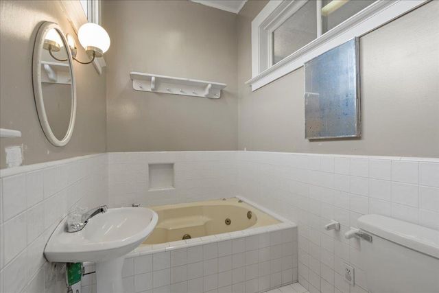 262 E 6th Street, Gilroy, CA 95020