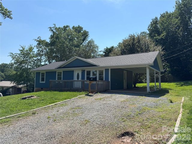 84 E Hunt Drive, Nebo, NC 28761