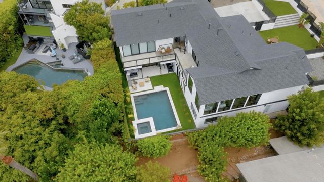 1891 Titus Street, San Diego, CA 92110