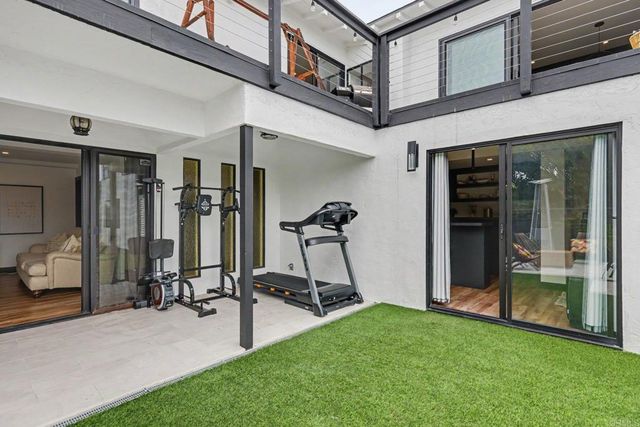 1891 Titus Street, San Diego, CA 92110
