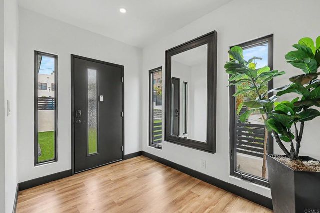 1891 Titus Street, San Diego, CA 92110