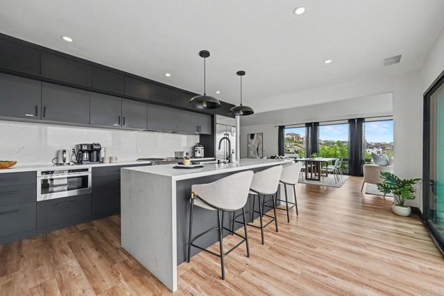 1891 Titus Street, San Diego, CA 92110