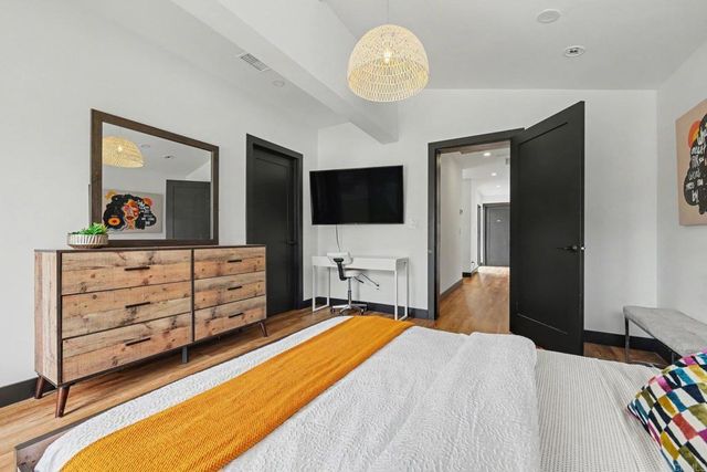 1891 Titus Street, San Diego, CA 92110