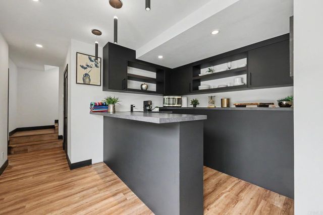1891 Titus Street, San Diego, CA 92110