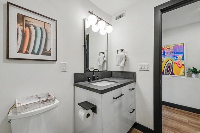 1891 Titus Street, San Diego, CA 92110