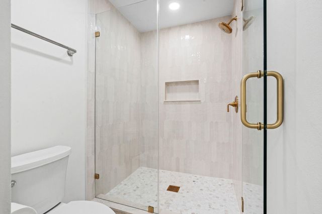 727 Bunker Hill Road 15, Houston, TX 77024