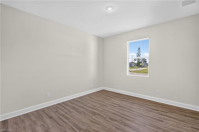 634 NW 26th ST, Cape Coral, FL 33993