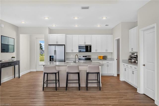 634 NW 26th ST, Cape Coral, FL 33993