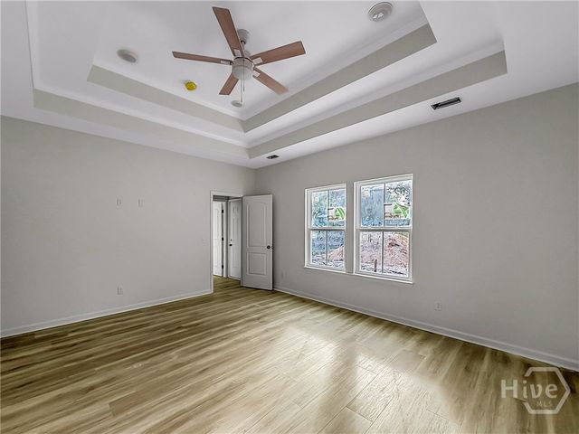 23 FLUKE Avenue, Savannah, GA 31405