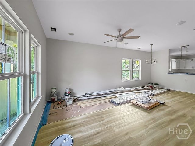 23 FLUKE Avenue, Savannah, GA 31405