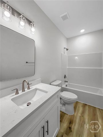 23 FLUKE Avenue, Savannah, GA 31405