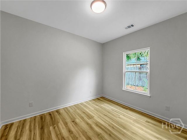 23 FLUKE Avenue, Savannah, GA 31405