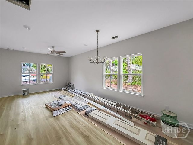 23 FLUKE Avenue, Savannah, GA 31405