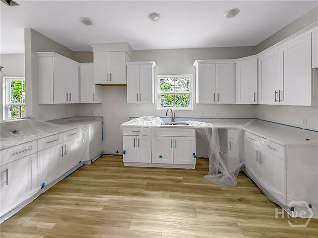 23 FLUKE Avenue, Savannah, GA 31405