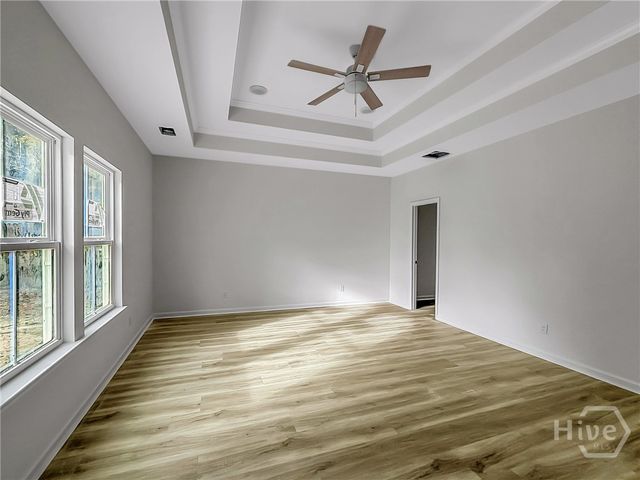 23 FLUKE Avenue, Savannah, GA 31405