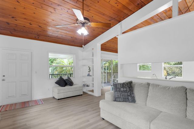 115 Fontaine Drive, Plantation Key, FL 33070