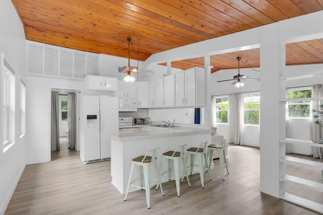 115 Fontaine Drive, Plantation Key, FL 33070