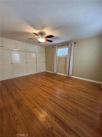 125 Nieto Avenue, Long Beach, CA 90803