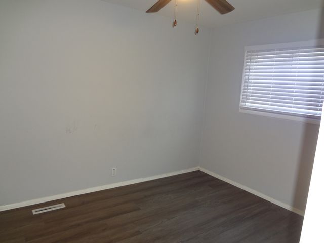 113 Hickory Drive, Carpentersville, IL 60110