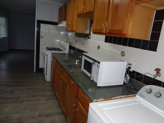 113 Hickory Drive, Carpentersville, IL 60110