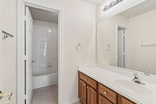 4508 Farringdon Lane, Mckinney, TX 75070