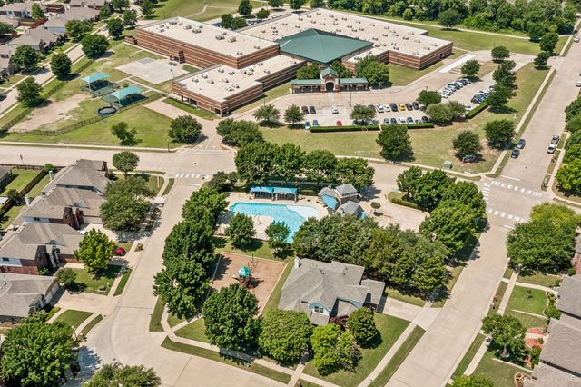4508 Farringdon Lane, Mckinney, TX 75070