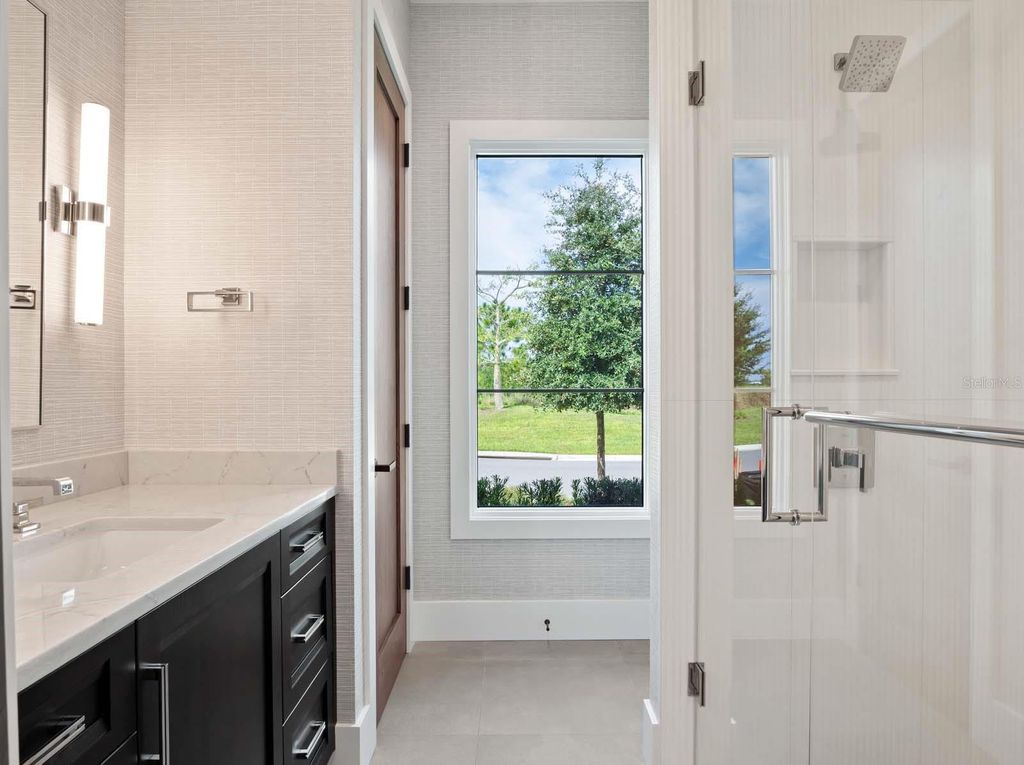 Image 27 of property listing at 11043 CROMWELL ROAD, Orlando, FL 32827