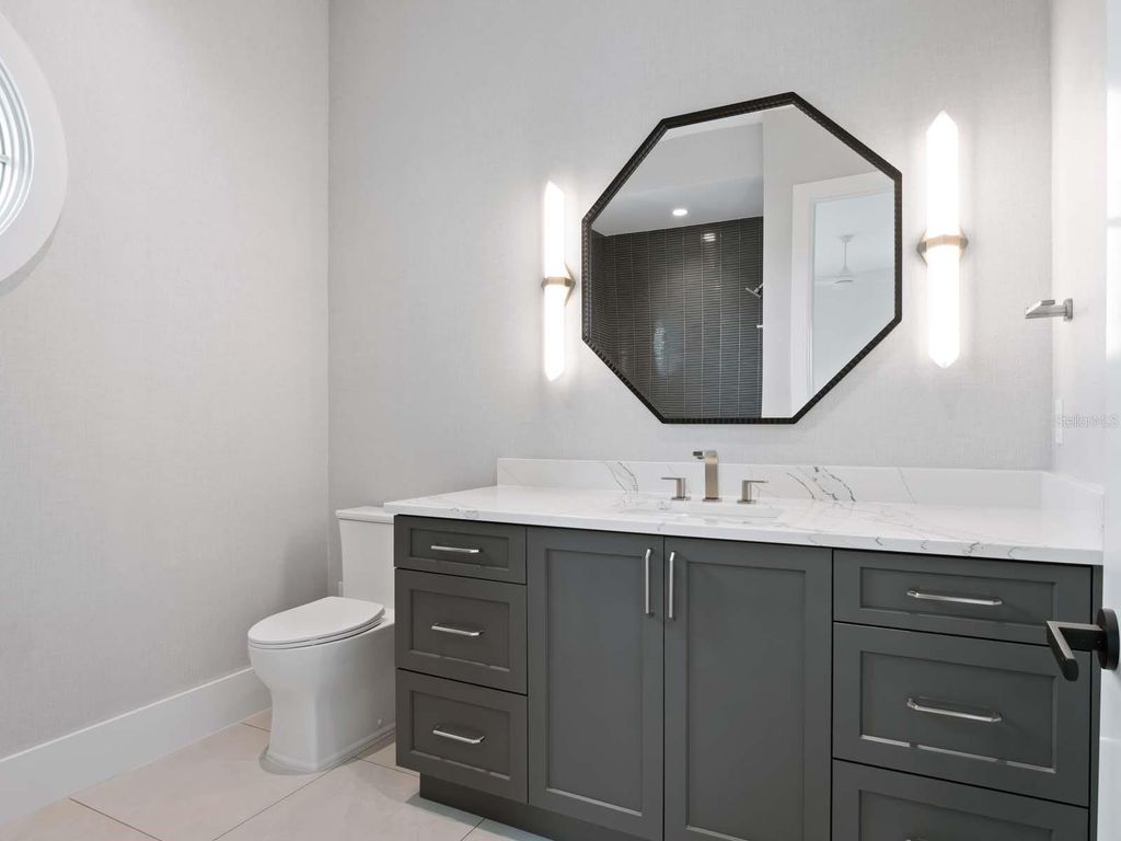 Image 40 of property listing at 11043 CROMWELL ROAD, Orlando, FL 32827