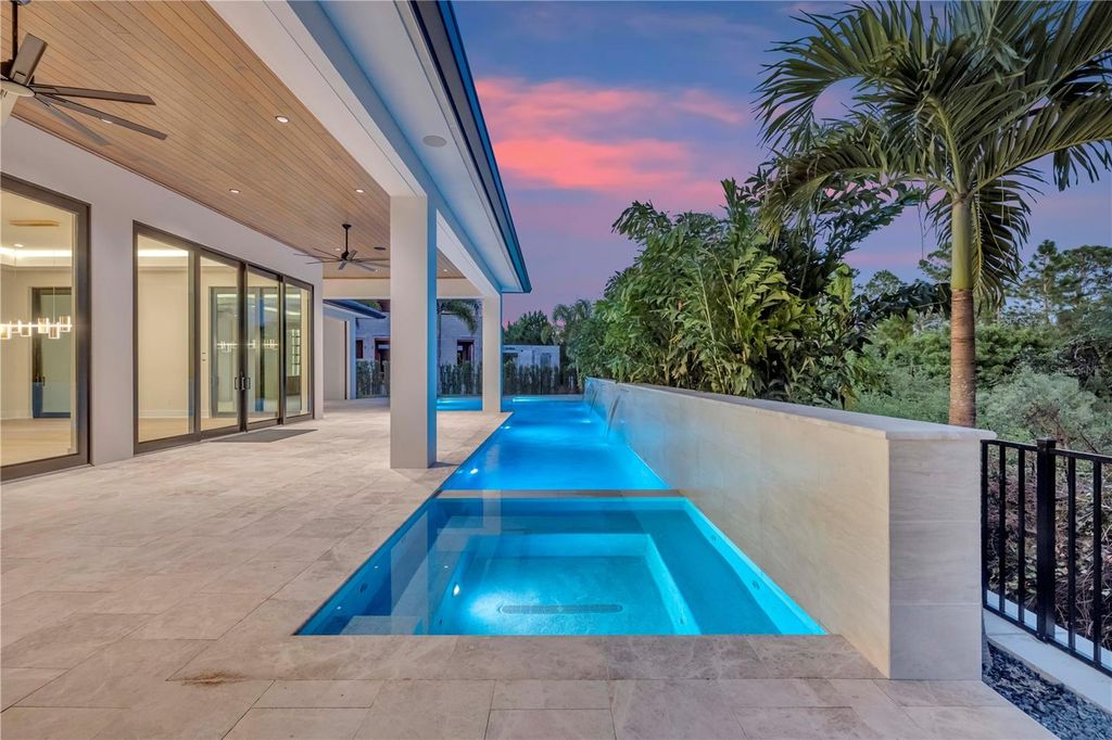 Image 57 of property listing at 11043 CROMWELL ROAD, Orlando, FL 32827