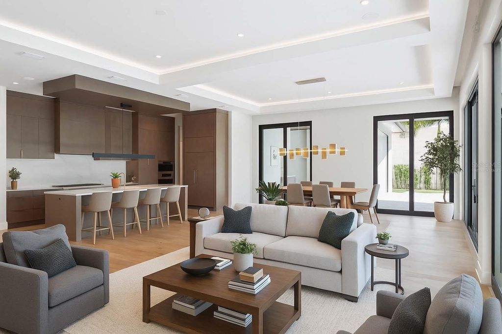 Image 10 of property listing at 11043 CROMWELL ROAD, Orlando, FL 32827