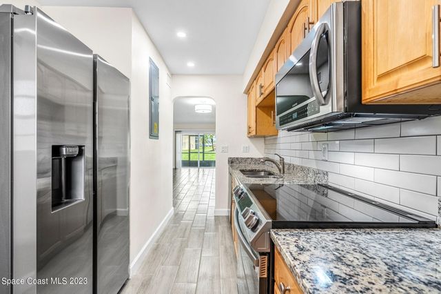416 School Road S 101, Indian Harbour Beach, FL 32937