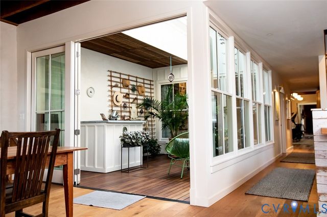 235 N Main, Farmville, VA 23901