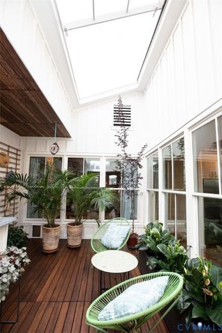 235 N Main, Farmville, VA 23901