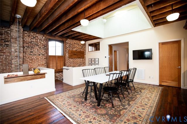 235 N Main, Farmville, VA 23901