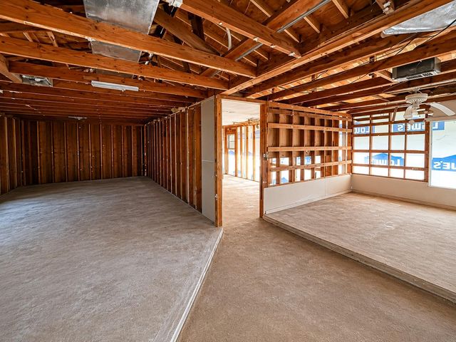 221 Tebo Street, Ames, TX 77575