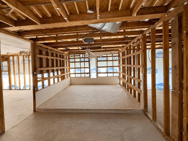 221 Tebo Street, Ames, TX 77575