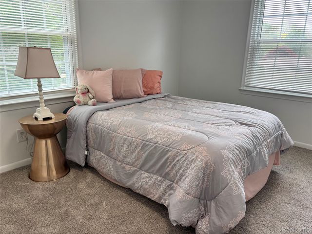 38552 Macintosh Court, Clinton Charter Township, MI 48036