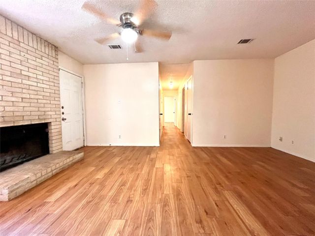 2802 Aftonshire WAY B, Austin, TX 78748