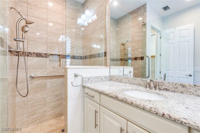 9276 Isla Bella CIR, Bonita Springs, FL 34135