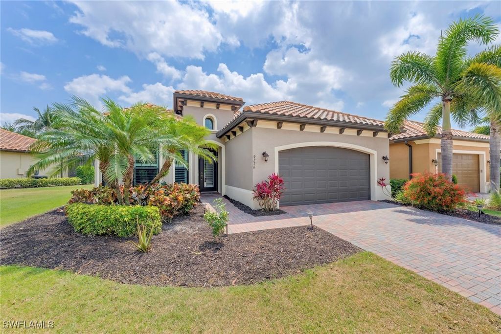 9276 Isla Bella CIR, Bonita Springs, FL 34135
