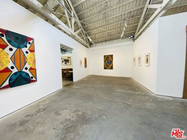 5112 W Jefferson Boulevard, Los Angeles, CA 90016