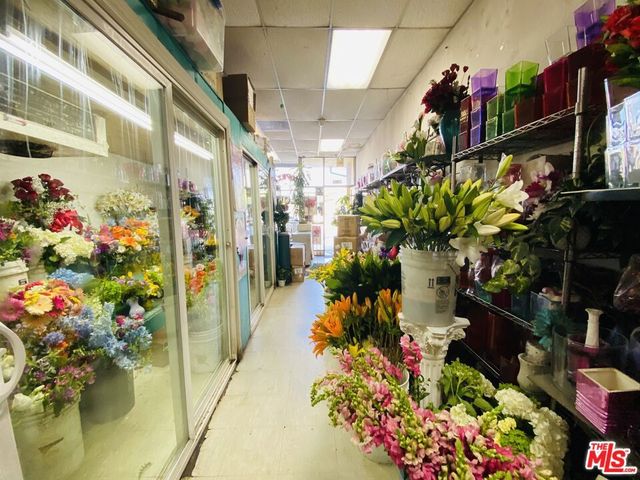 5112 W Jefferson Boulevard, Los Angeles, CA 90016